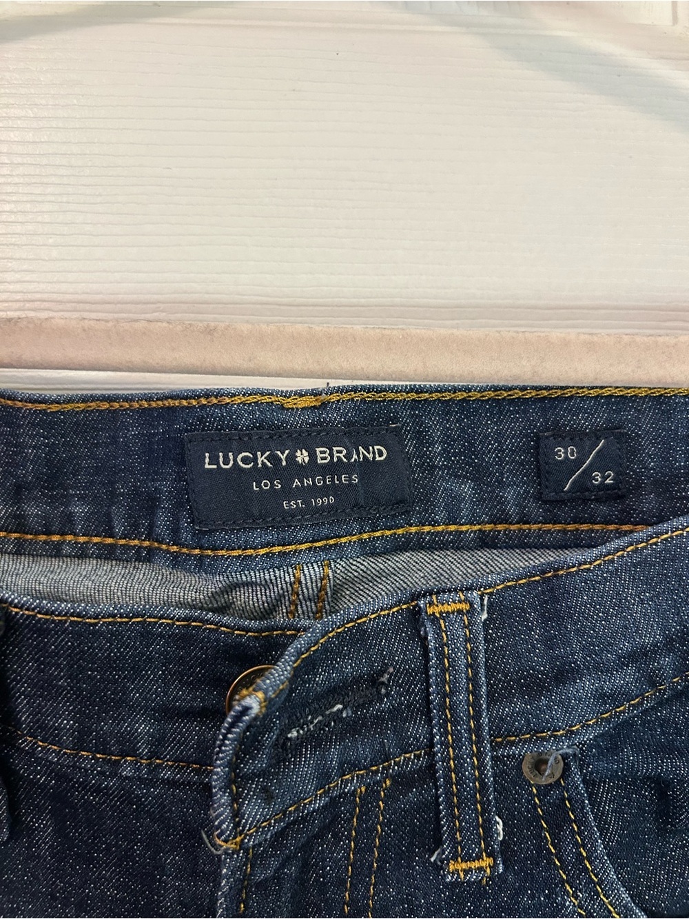 Lucky Brand Men’s Straight Leg Indigo Denim Jeans